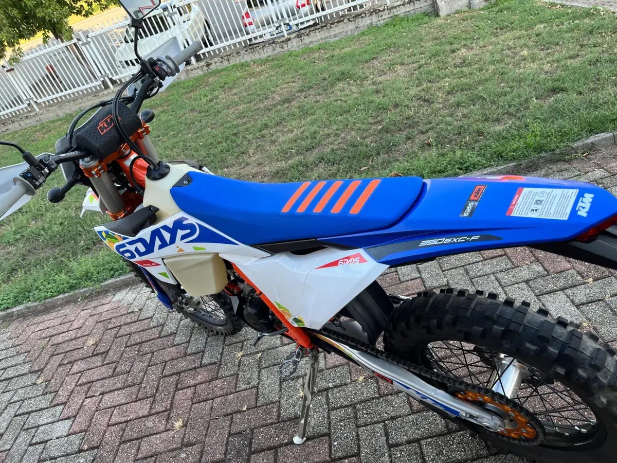 KTM 350 EXC-F 6Days (2026) (11)