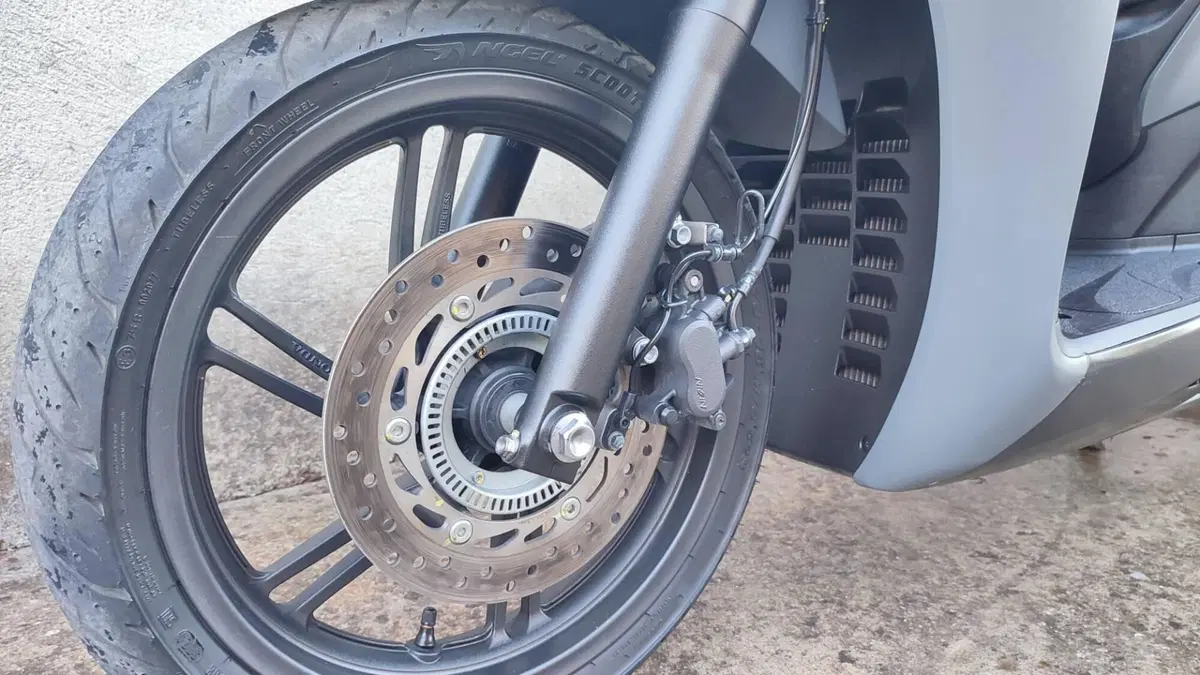 Honda SH 350i Sport (2025 - 26) (7)