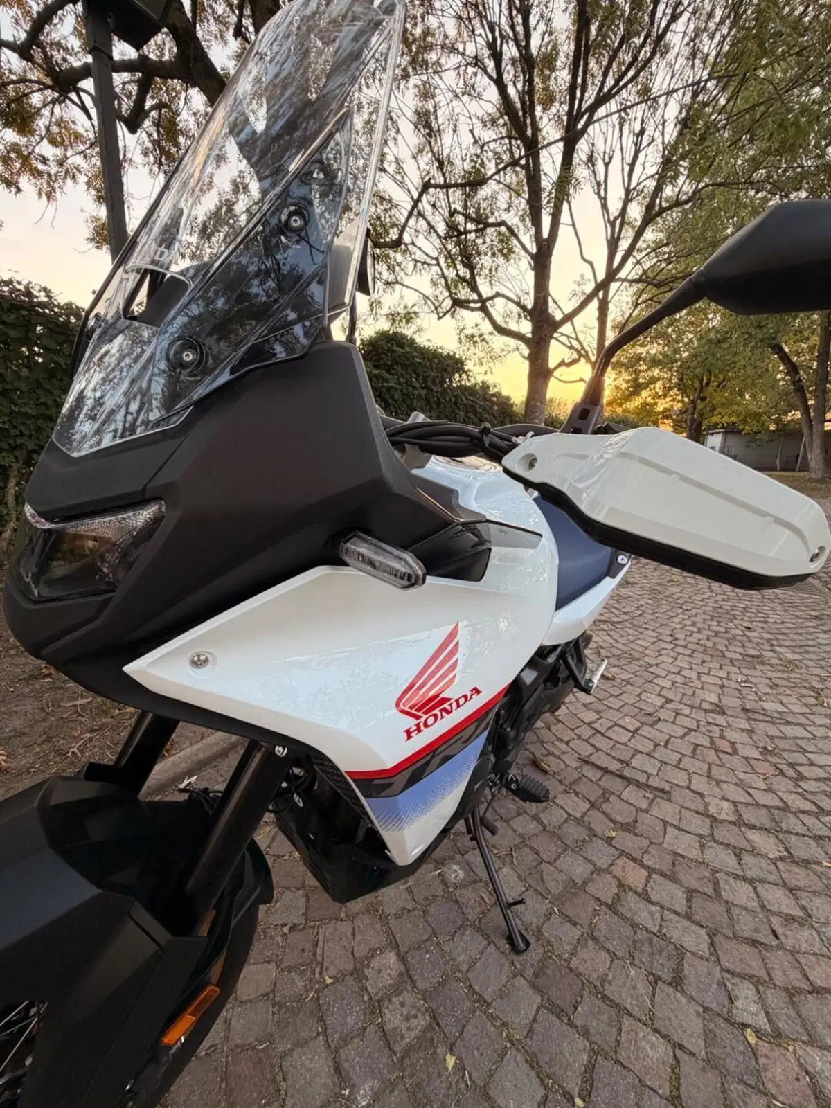 Honda Transalp XL750 (2025) (3)