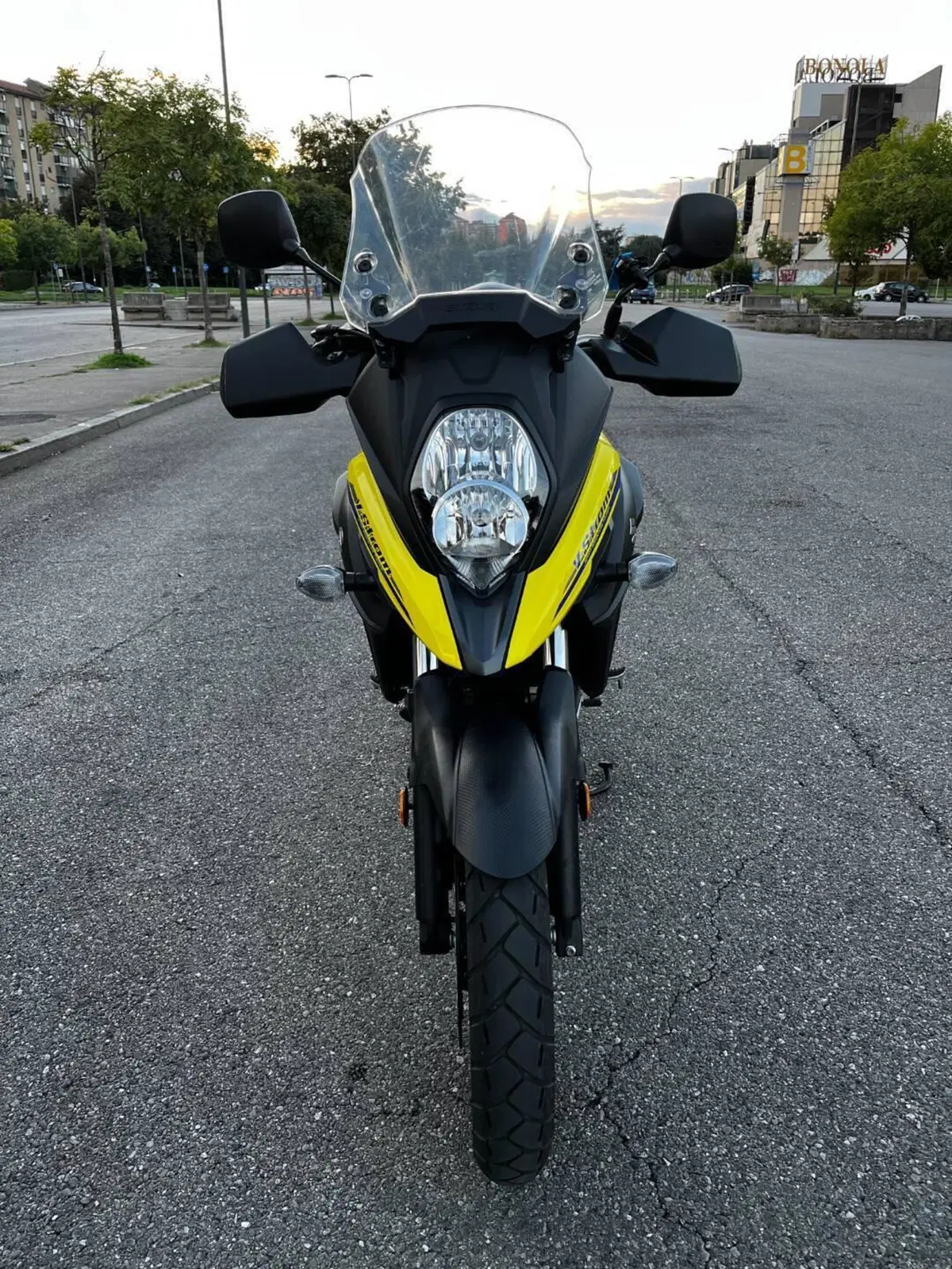 Suzuki V-Strom 650XT Explorer (2022 - 25) (7)