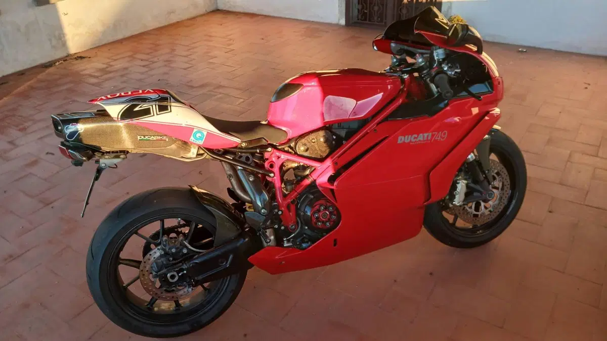 Ducati 749 Dark (2003 - 07)