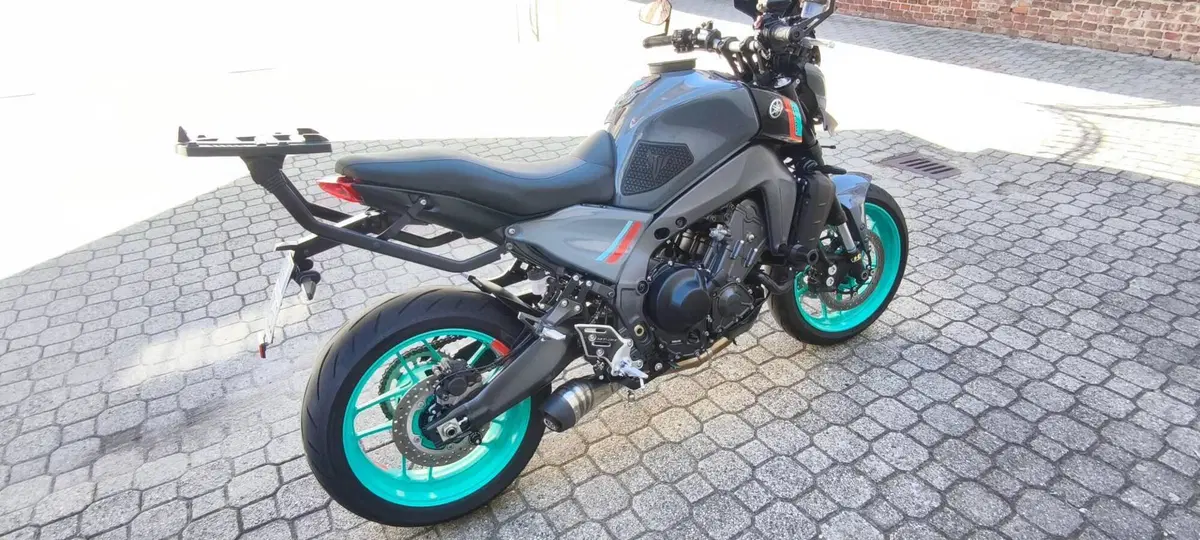 Yamaha MT-09 (2021 - 23) (2)