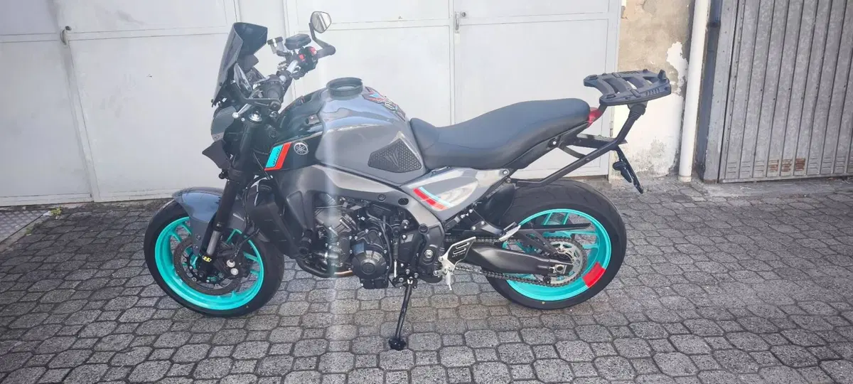Yamaha MT-09 (2021 - 23) (3)