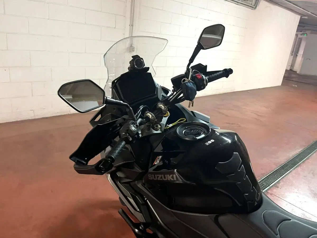 Suzuki GSX-S1000GX Touring (2024 - 26) (5)