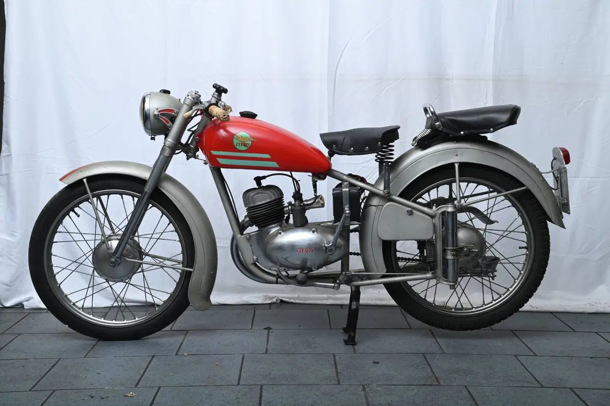 Sterzi 125 T