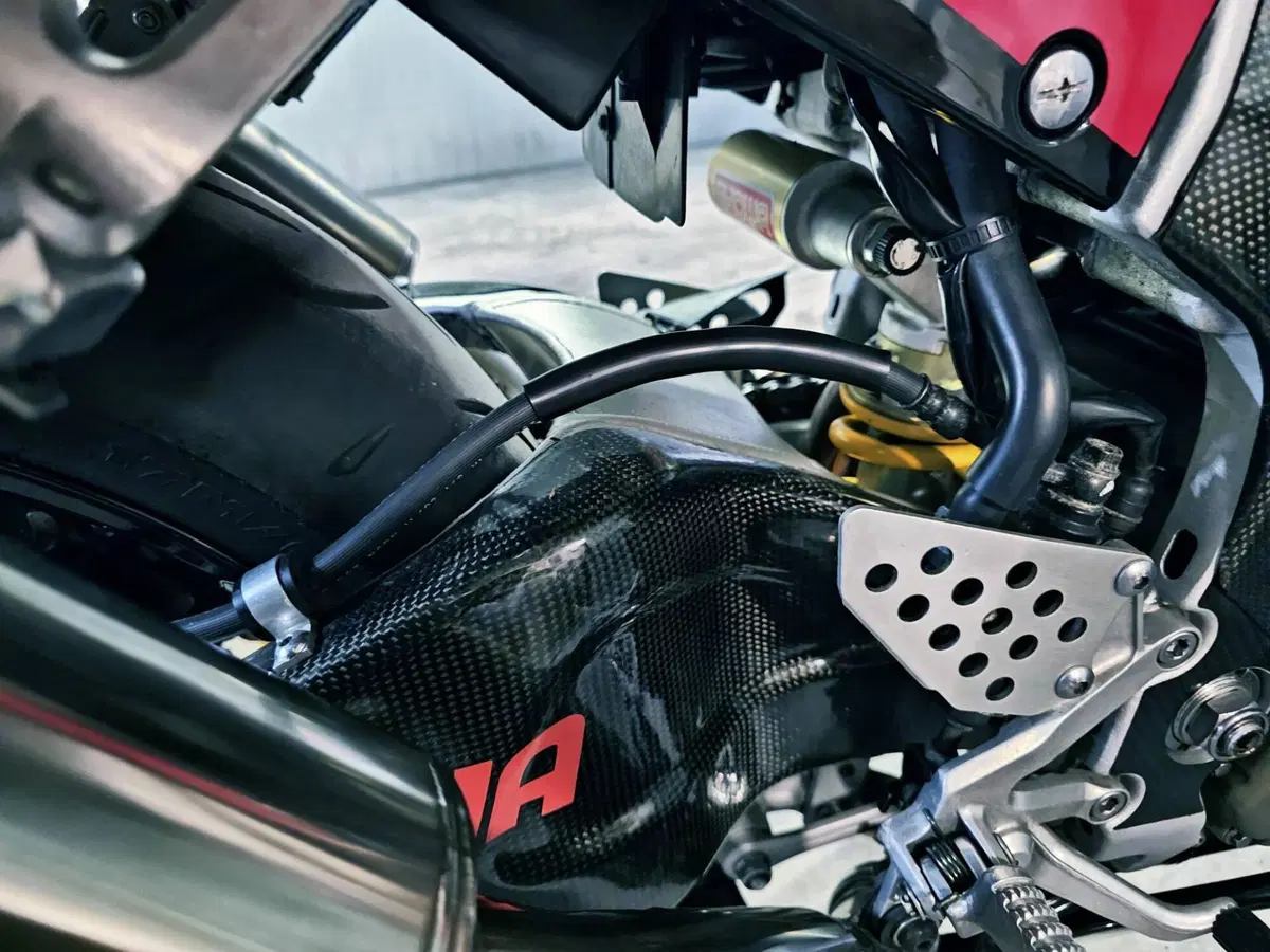Honda VTR 1000 SP-2 (2002 - 06) (8)