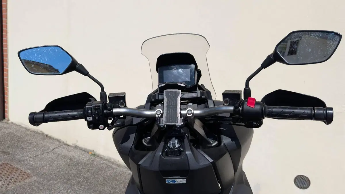 Honda ADV 350 (2022 - 24) (4)