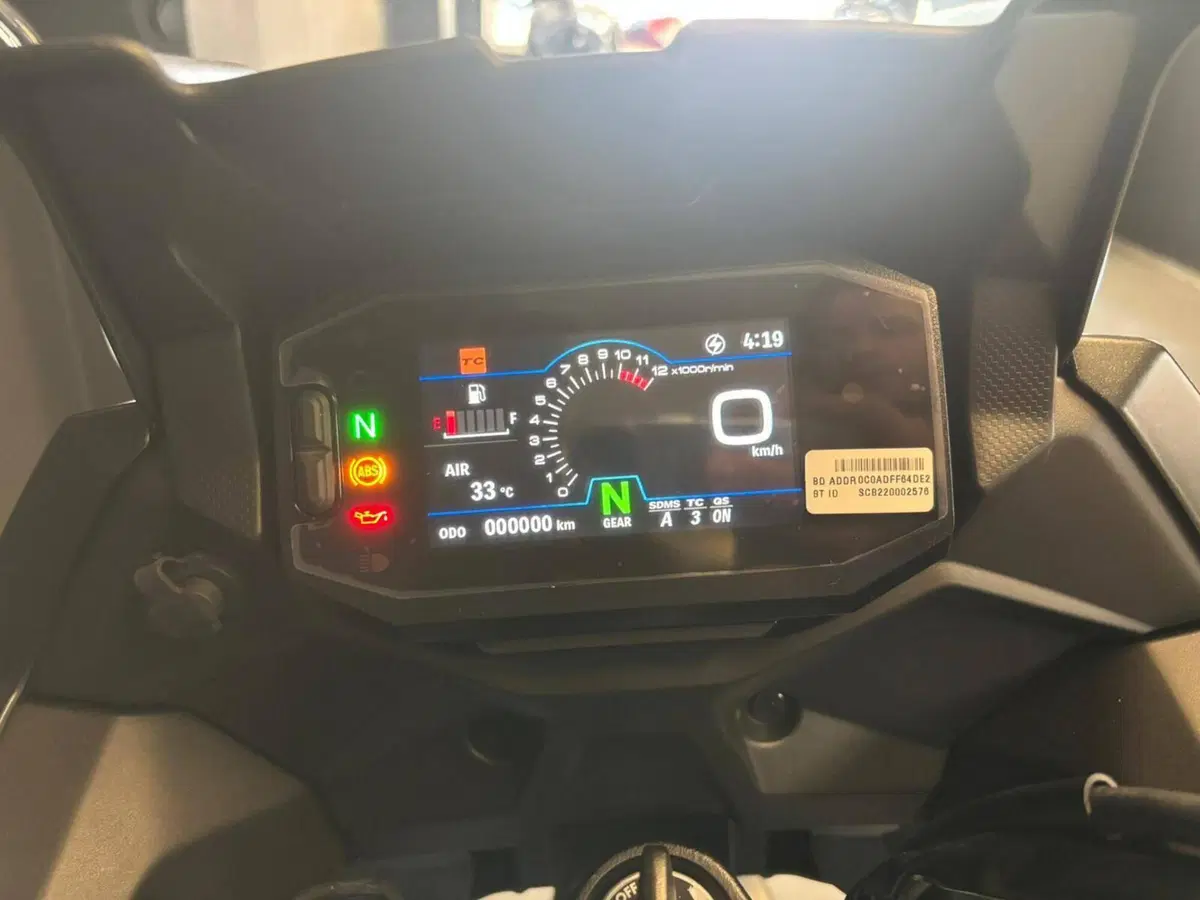 Suzuki SV-7GX (2026) (4)