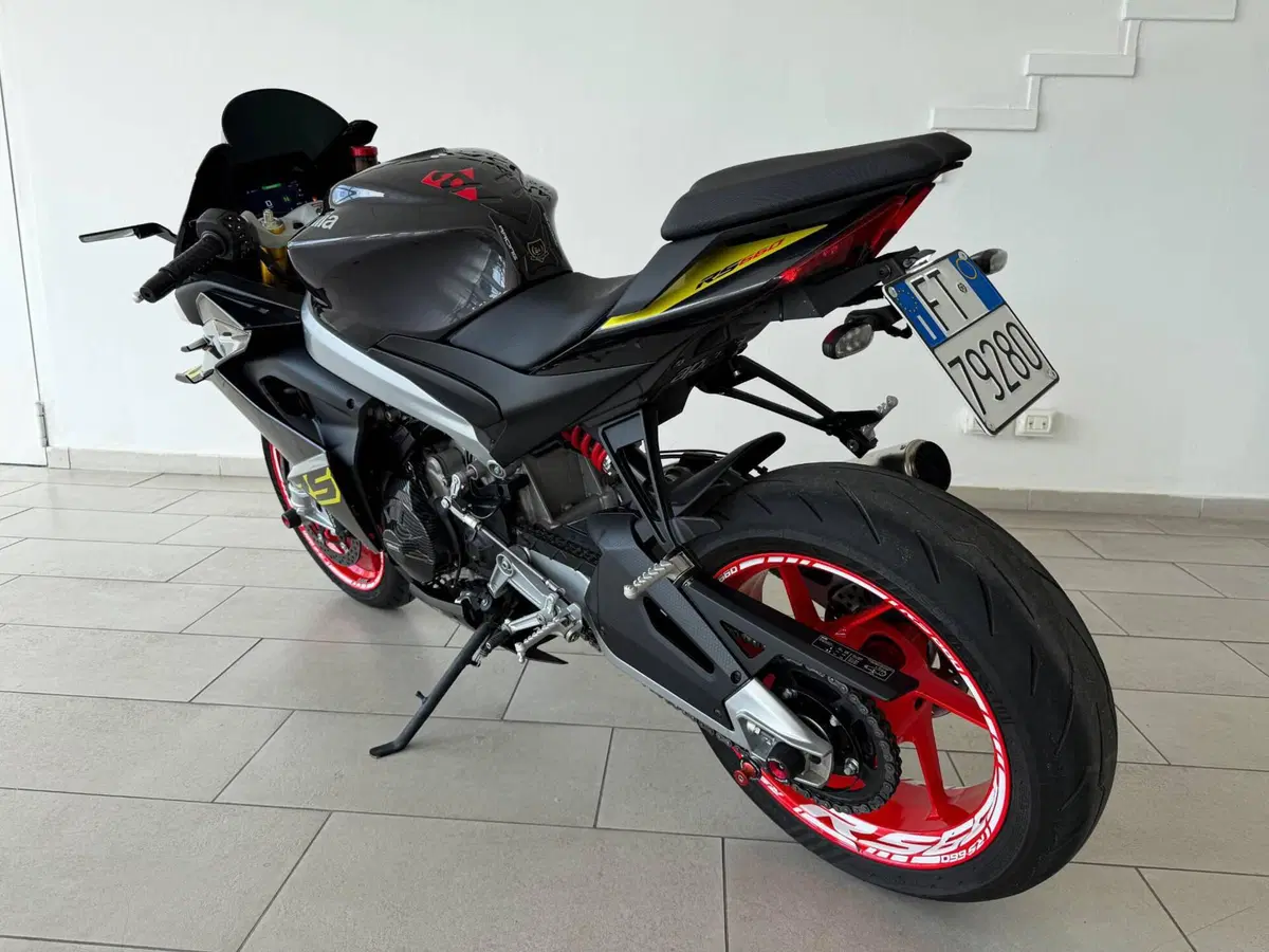 Aprilia RS 660 Factory (2025 - 26) (4)