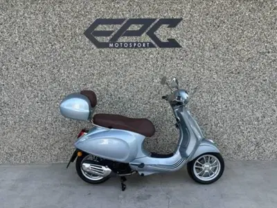 Vespa Primavera 125 (2021 - 23) usata