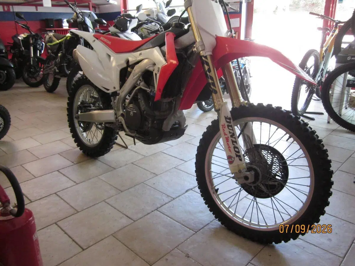 Honda CRF 450R (2014) (5)