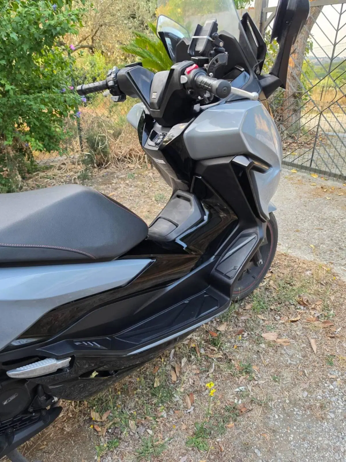 Honda Forza 300 Limited Edition ABS (2020) (2)