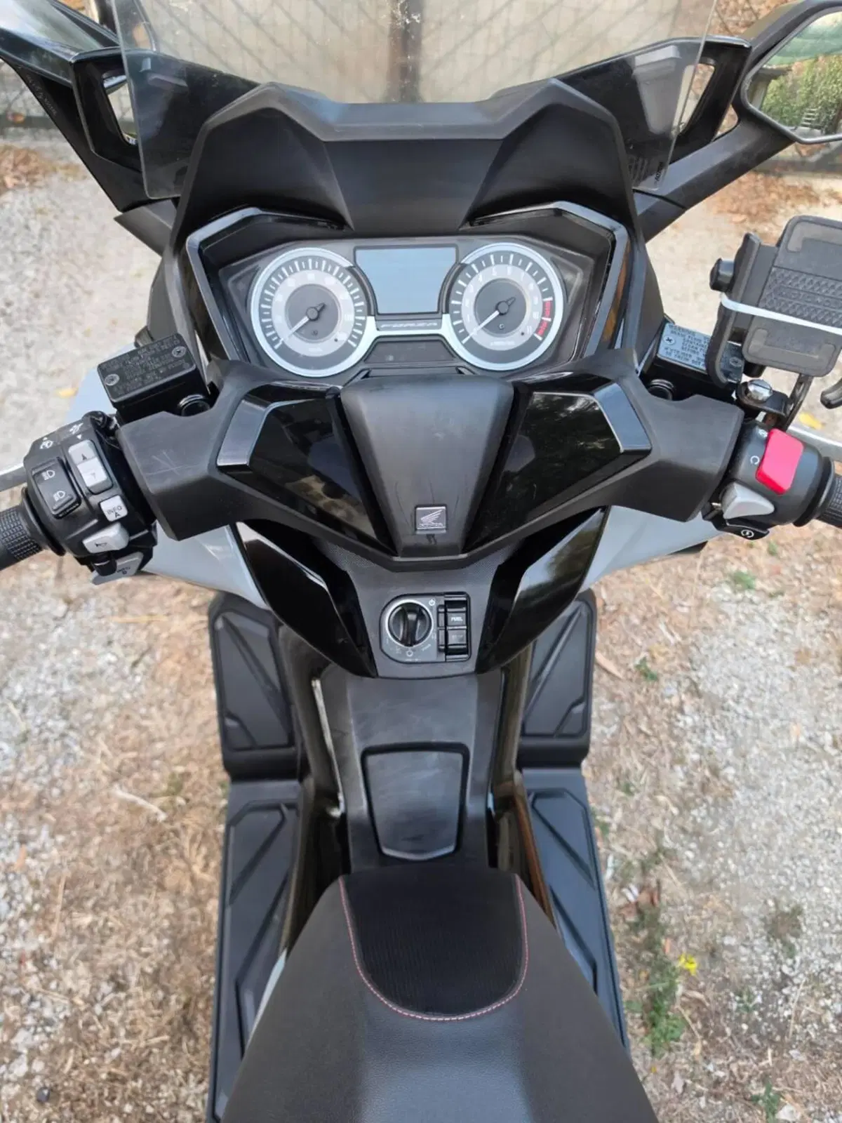 Honda Forza 300 Limited Edition ABS (2020) (5)