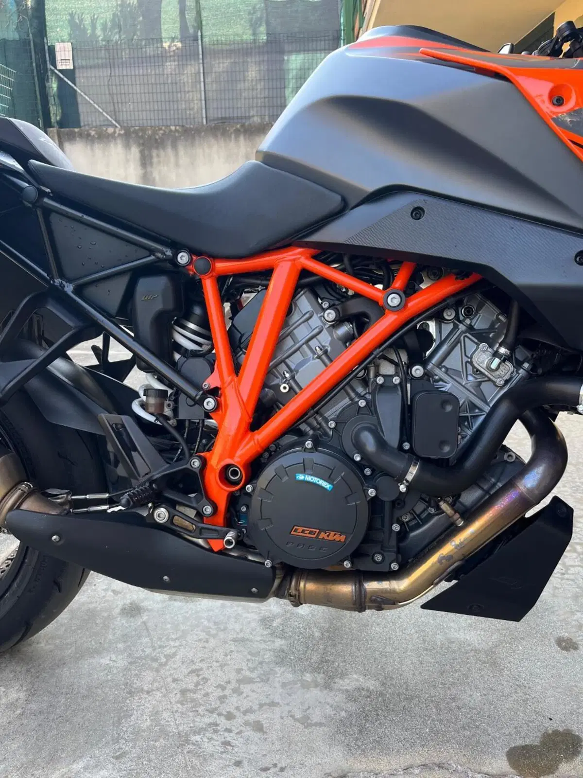 KTM 1290 Super Duke GT (2021 - 25) (5)