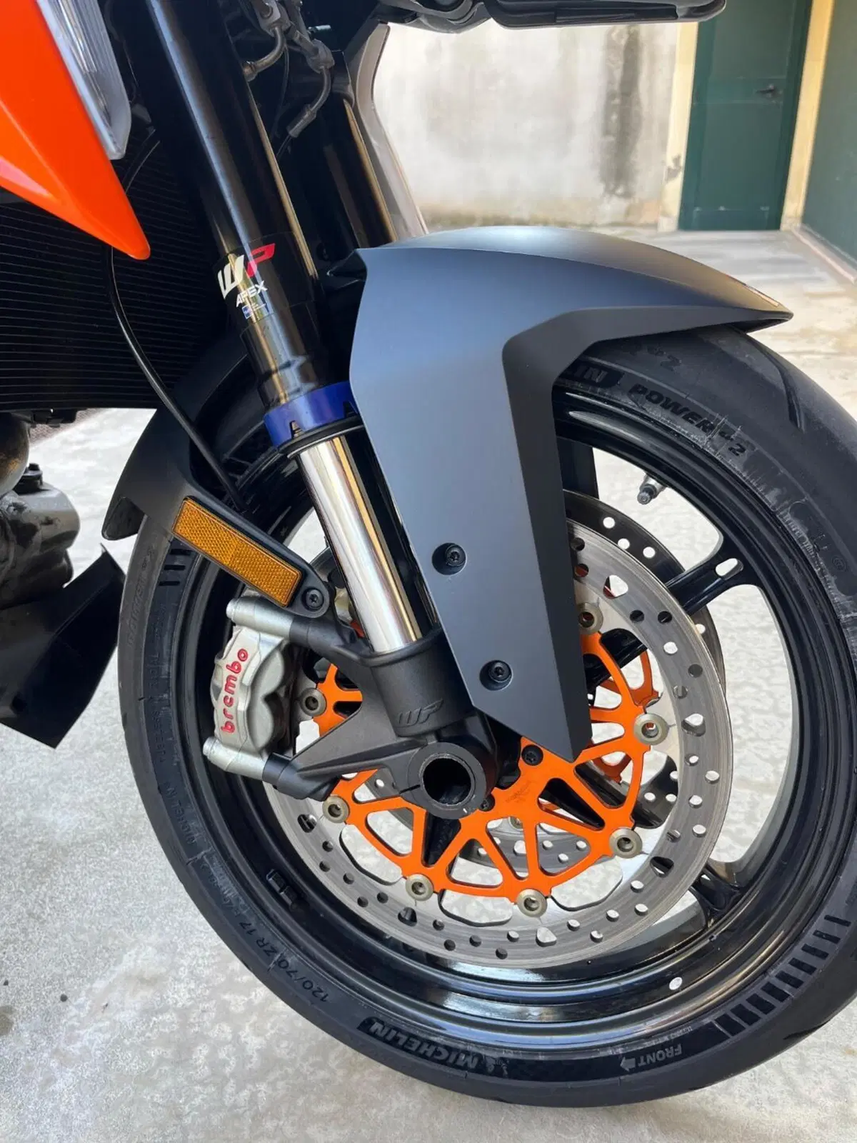 KTM 1290 Super Duke GT (2021 - 25) (6)