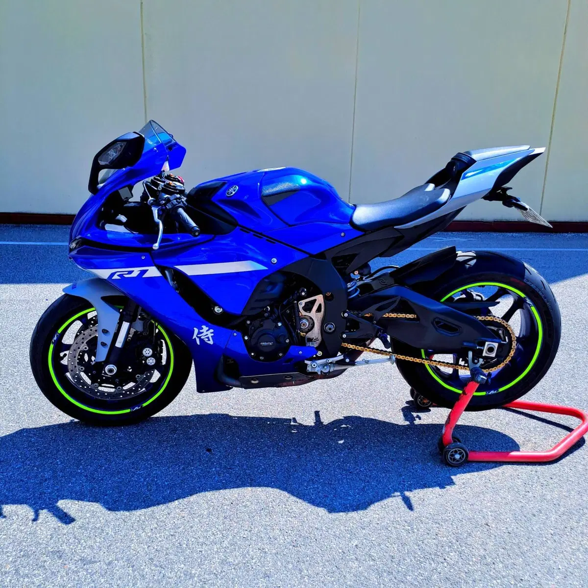 Yamaha YZF R1 (2020 - 25) (2)