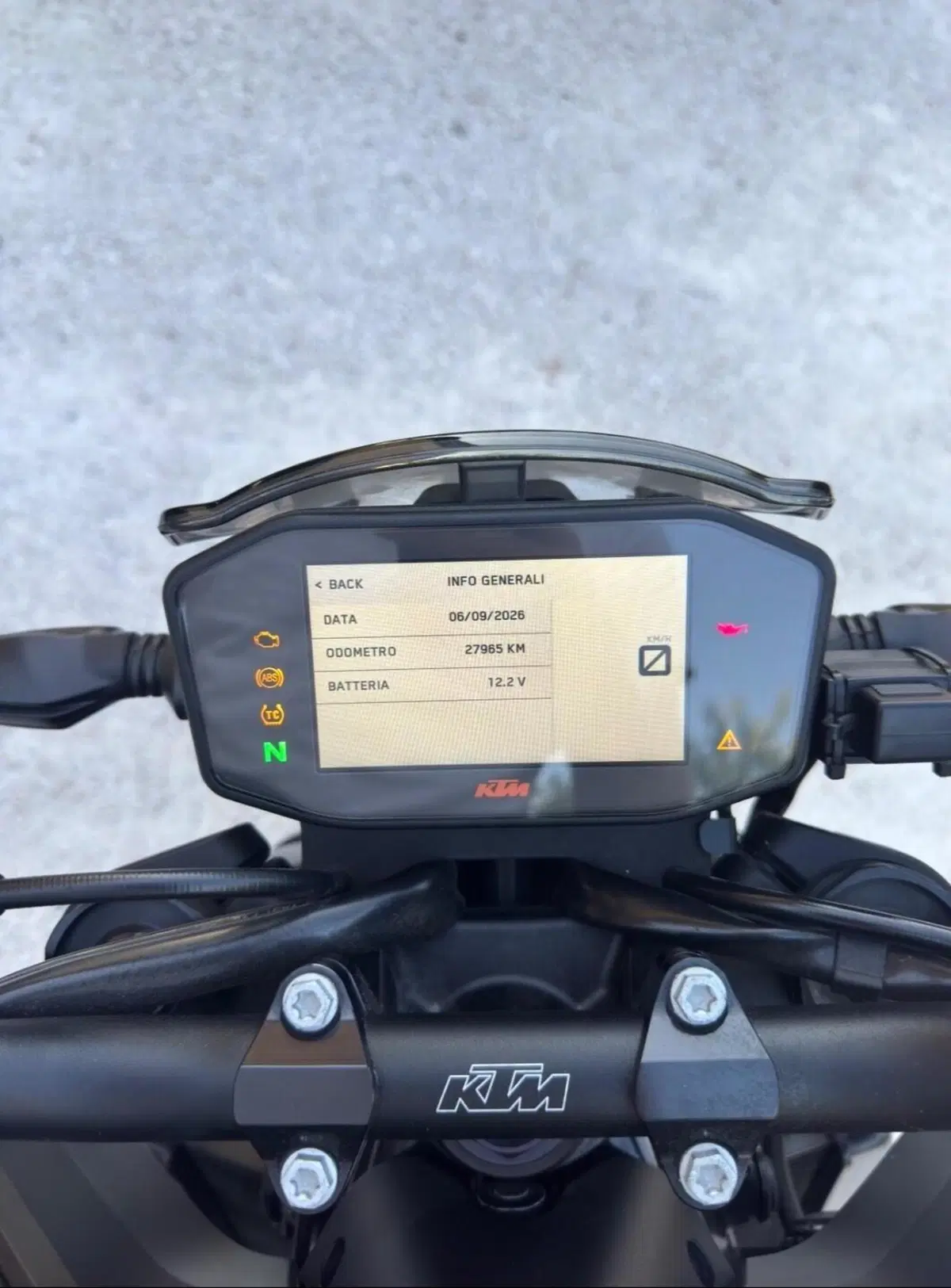 KTM 890 Duke (2021 - 23) (5)
