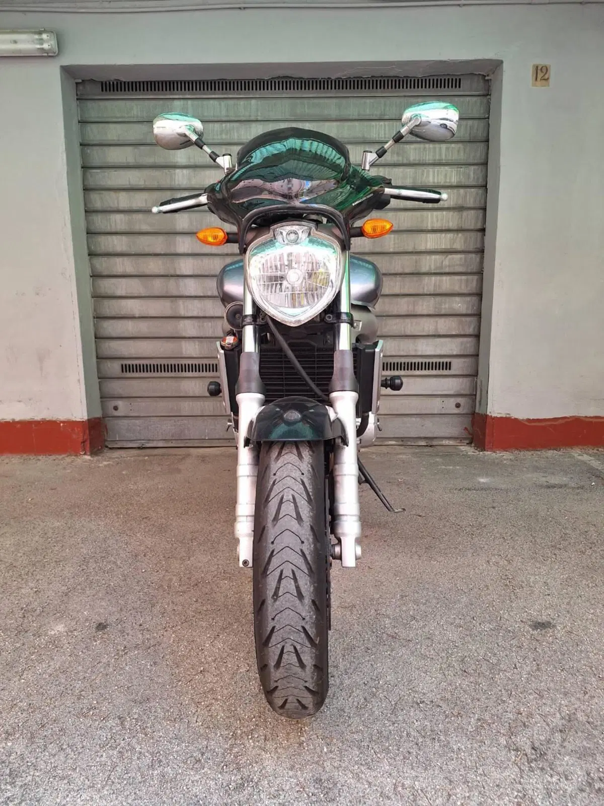 Yamaha FZ6 (2004 - 07) (3)