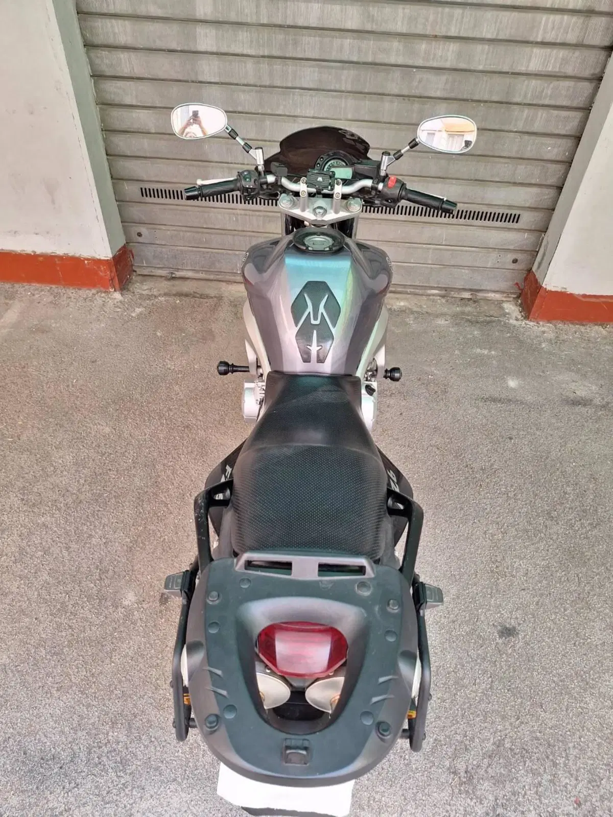 Yamaha FZ6 (2004 - 07) (5)