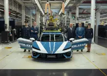 Lamborghini Temerario, ora il Toro veste la divisa della Polizia di Stato