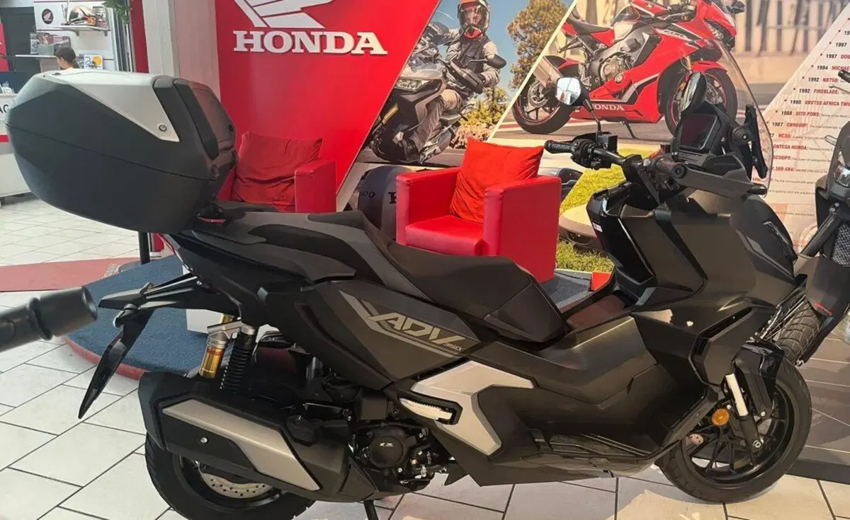 Honda ADV 350 Special Edition (2025 - 26) (3)