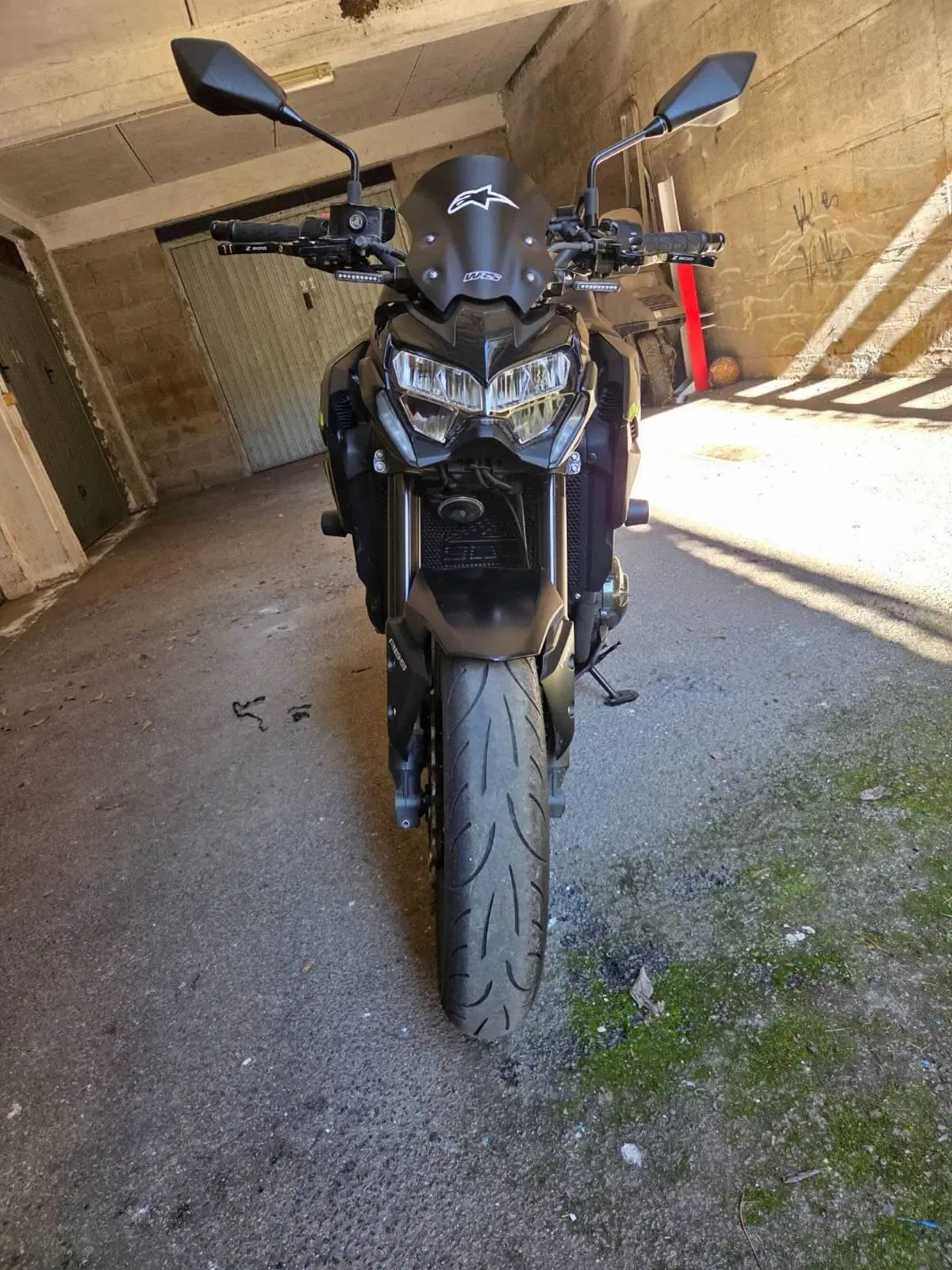 Kawasaki Z 900 Performance (2021 - 24) (4)