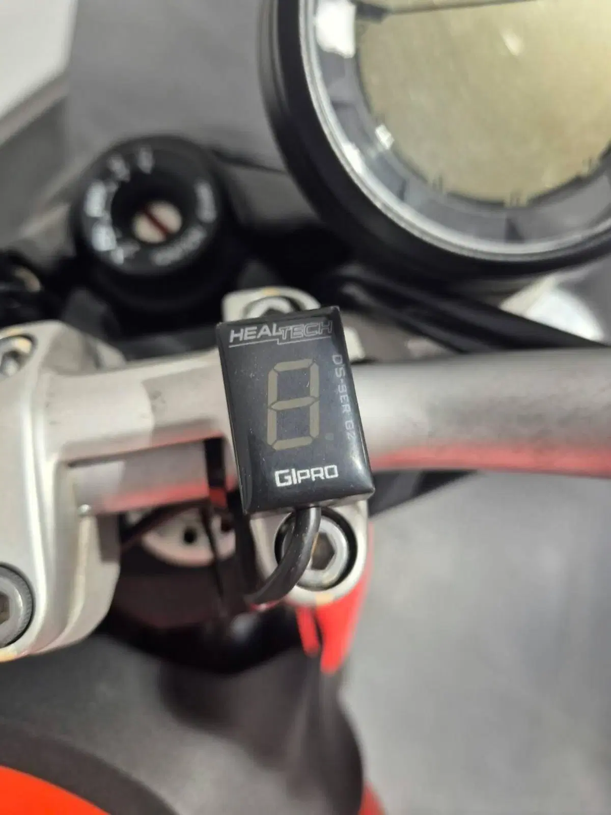 Ducati Scrambler 400 Sixty 2 (2016 - 21) (13)