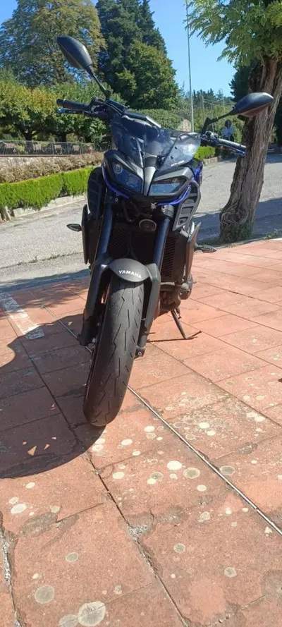 Yamaha MT-09 (2017 - 20) usata