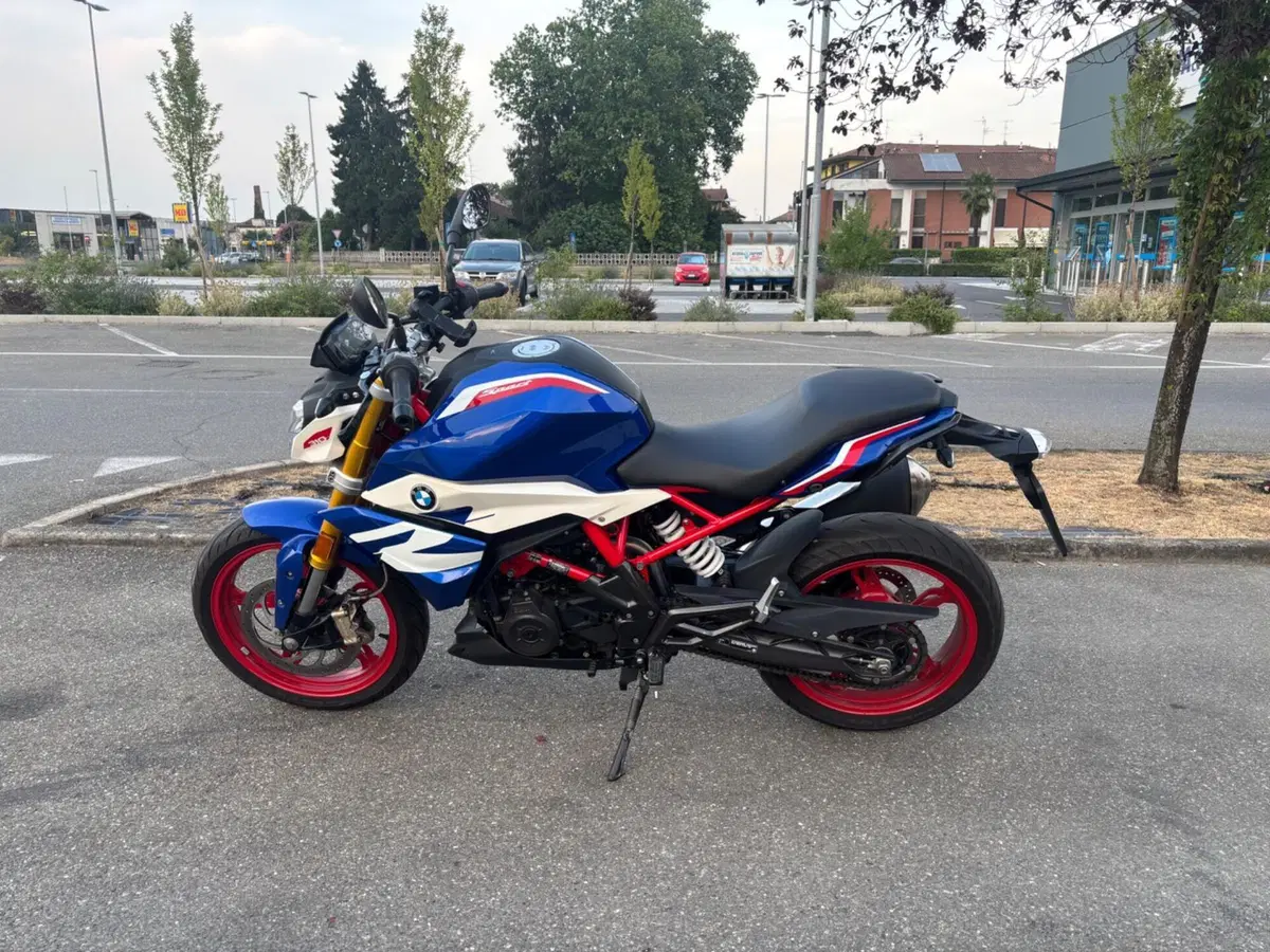 Bmw G 310 R (2021 - 25) (3)