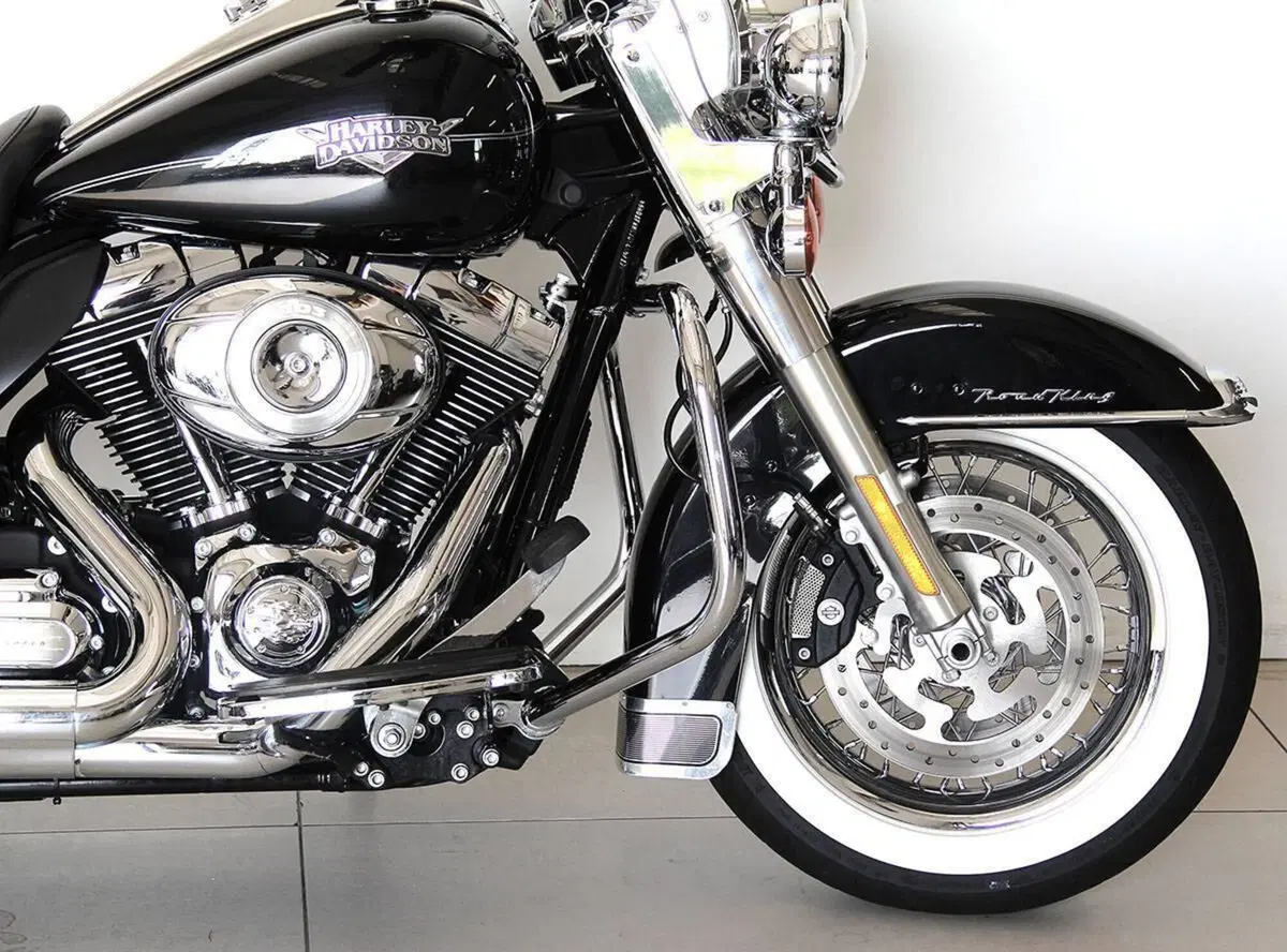 Harley-Davidson 103 Road King Classic (2011 - 13) - FLHRC (2)