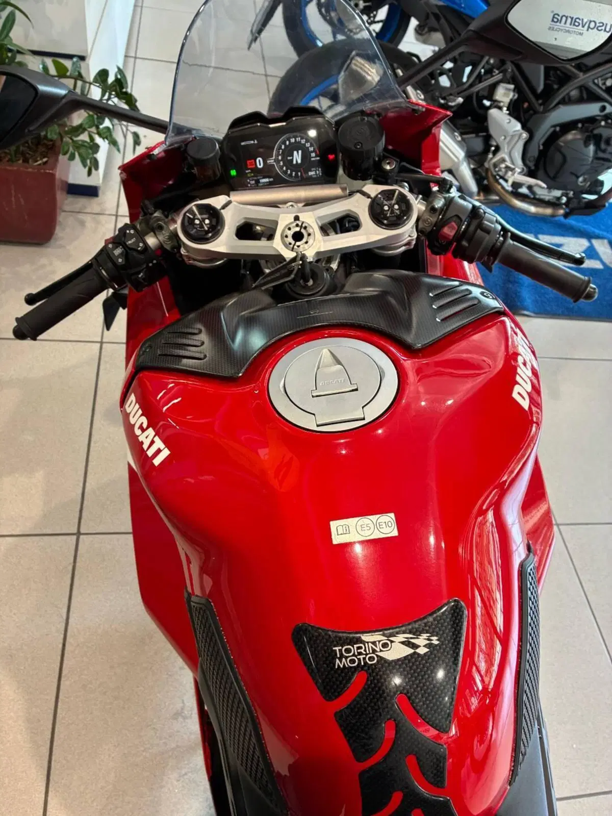 Ducati Panigale V4 1100 (2021) (10)