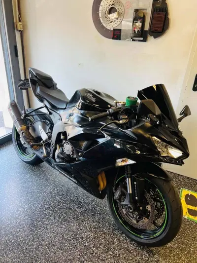 Kawasaki Ninja 636 ZX-6R (2019 - 20) usata