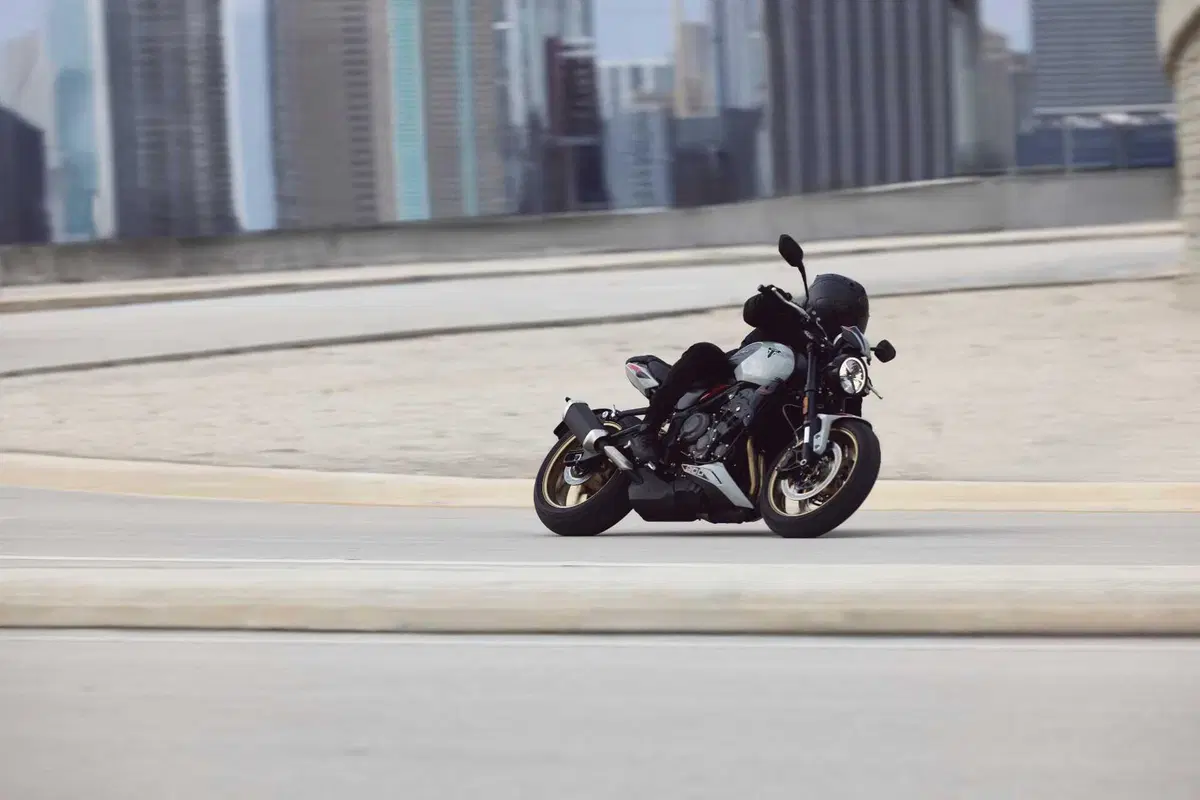 Torna "For the Ride Week" di Triumph, con un testimonial d'eccezione: Francesco Montanari (10)