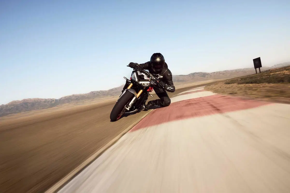 Torna "For the Ride Week" di Triumph, con un testimonial d'eccezione: Francesco Montanari (15)