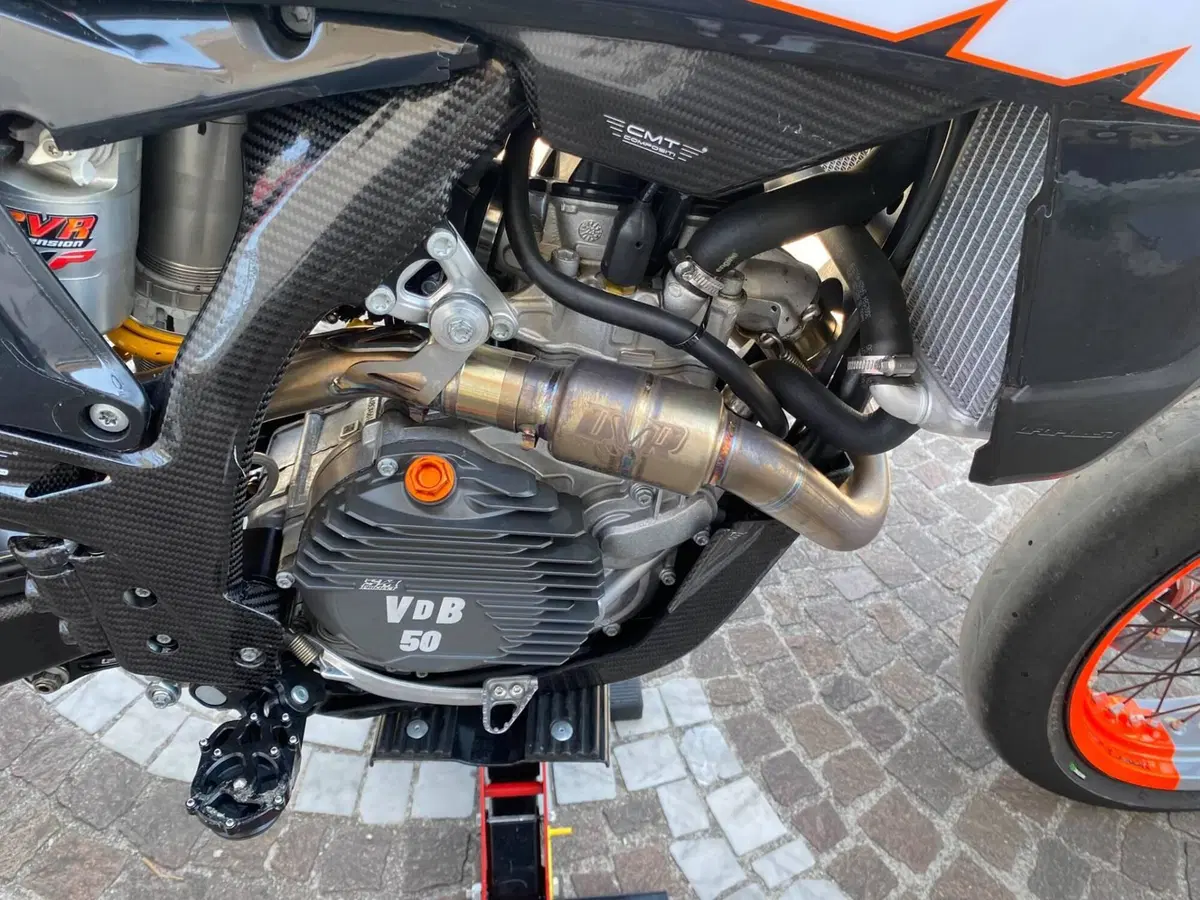 KTM 450 SMR (2025) (6)