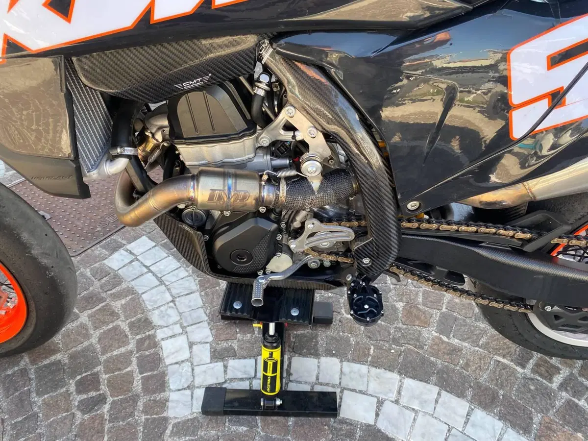 KTM 450 SMR (2025) (9)