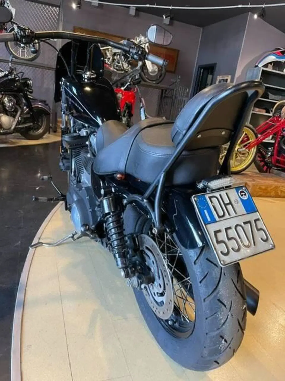 Harley-Davidson XL 1200N Nightster (2008 - 12) (3)