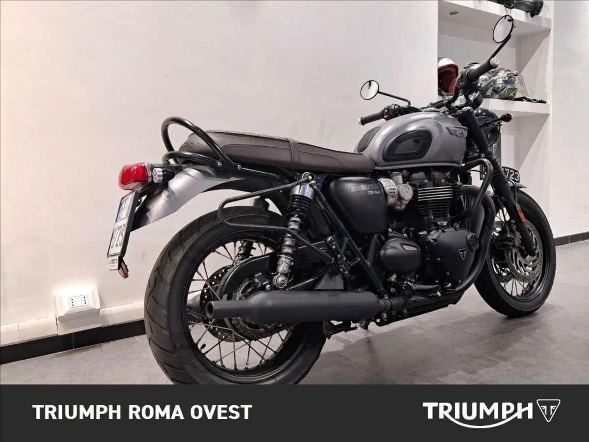 Triumph Bonneville T120 (2016 - 20) (4)