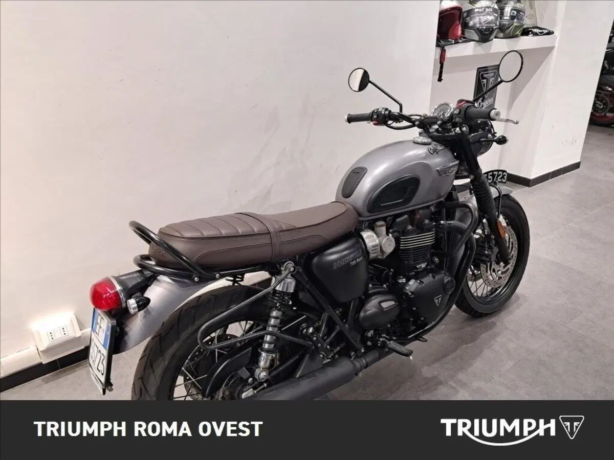 Triumph Bonneville T120 (2016 - 20) (3)