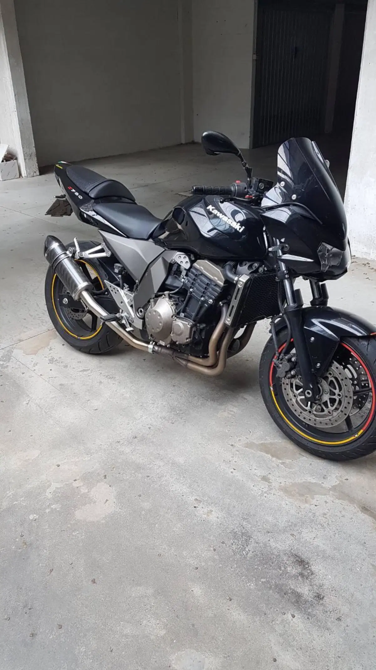 Kawasaki Z 750 (2003 - 06) (3)