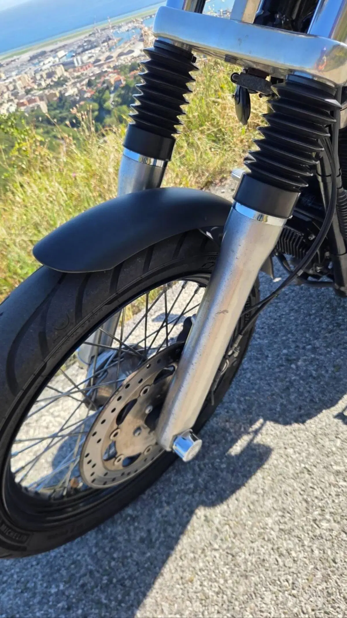 Harley-Davidson 1584 Street Bob (2008 - 15) - FXDB (8)