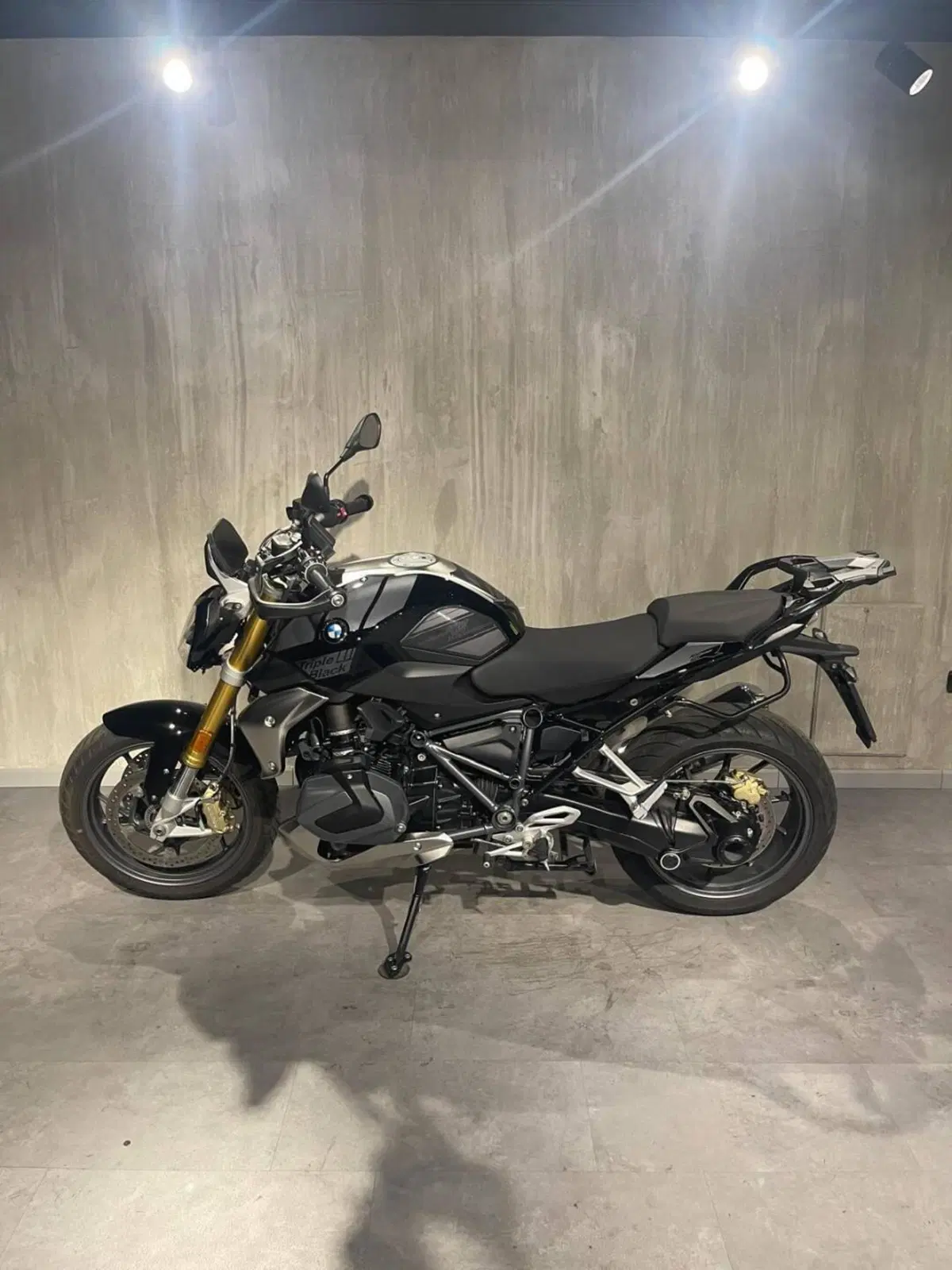 Bmw R 1250 R (2021 - 25) (4)