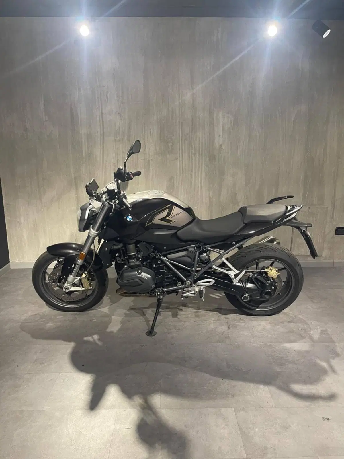 Bmw R 1200 R (2017 - 18) (2)