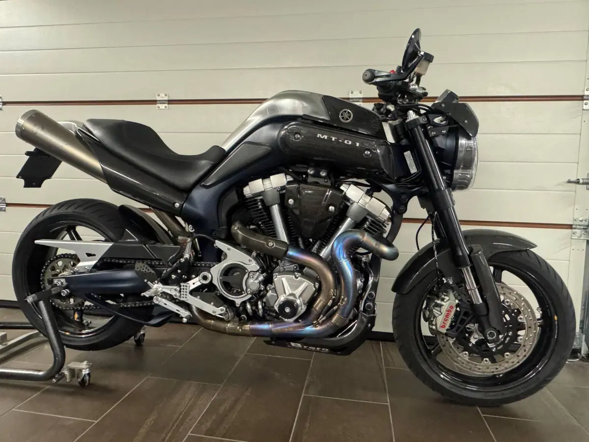 Yamaha MT-01 (2005 - 11)