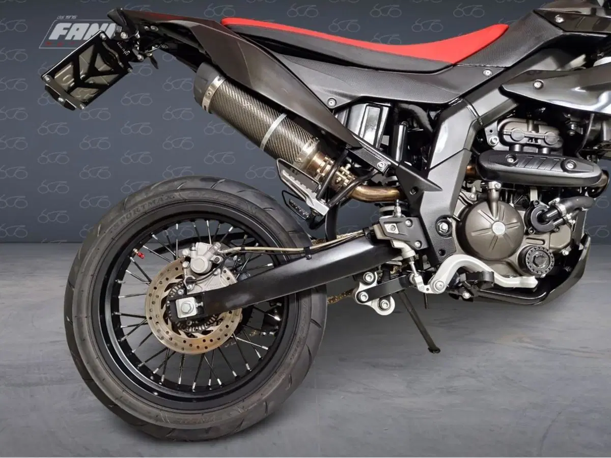 Aprilia SX 125 (2021 - 24) (5)