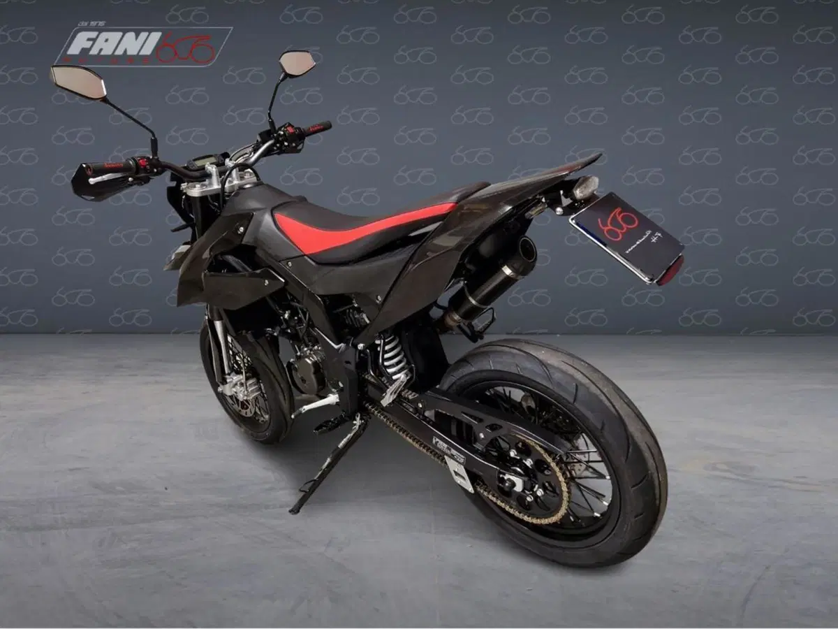 Aprilia SX 125 (2021 - 24) (4)