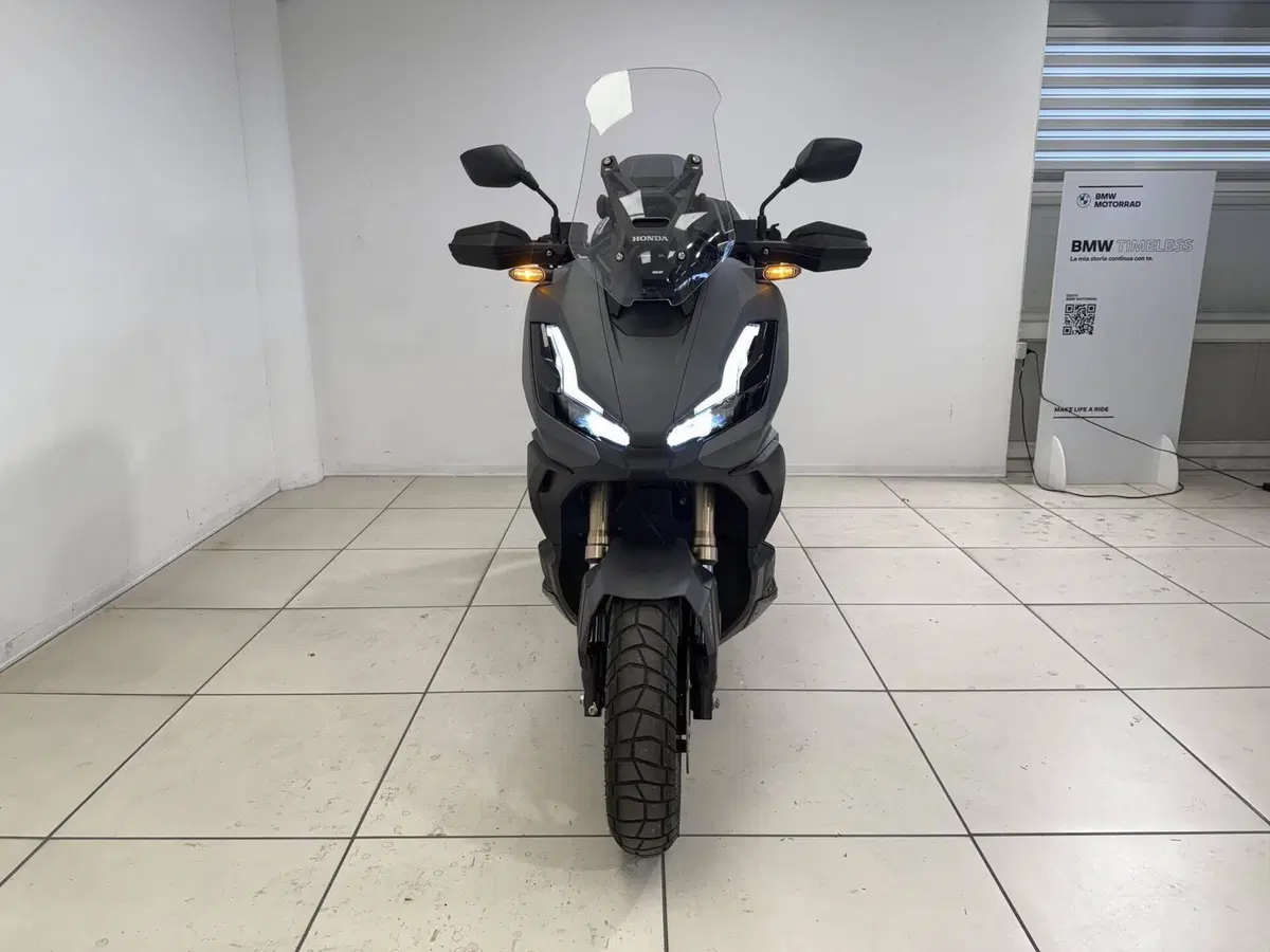 Honda ADV 350 (2022 - 24) (3)