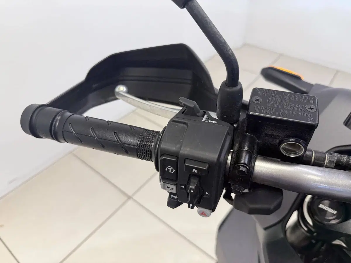 Honda ADV 350 (2022 - 24) (11)
