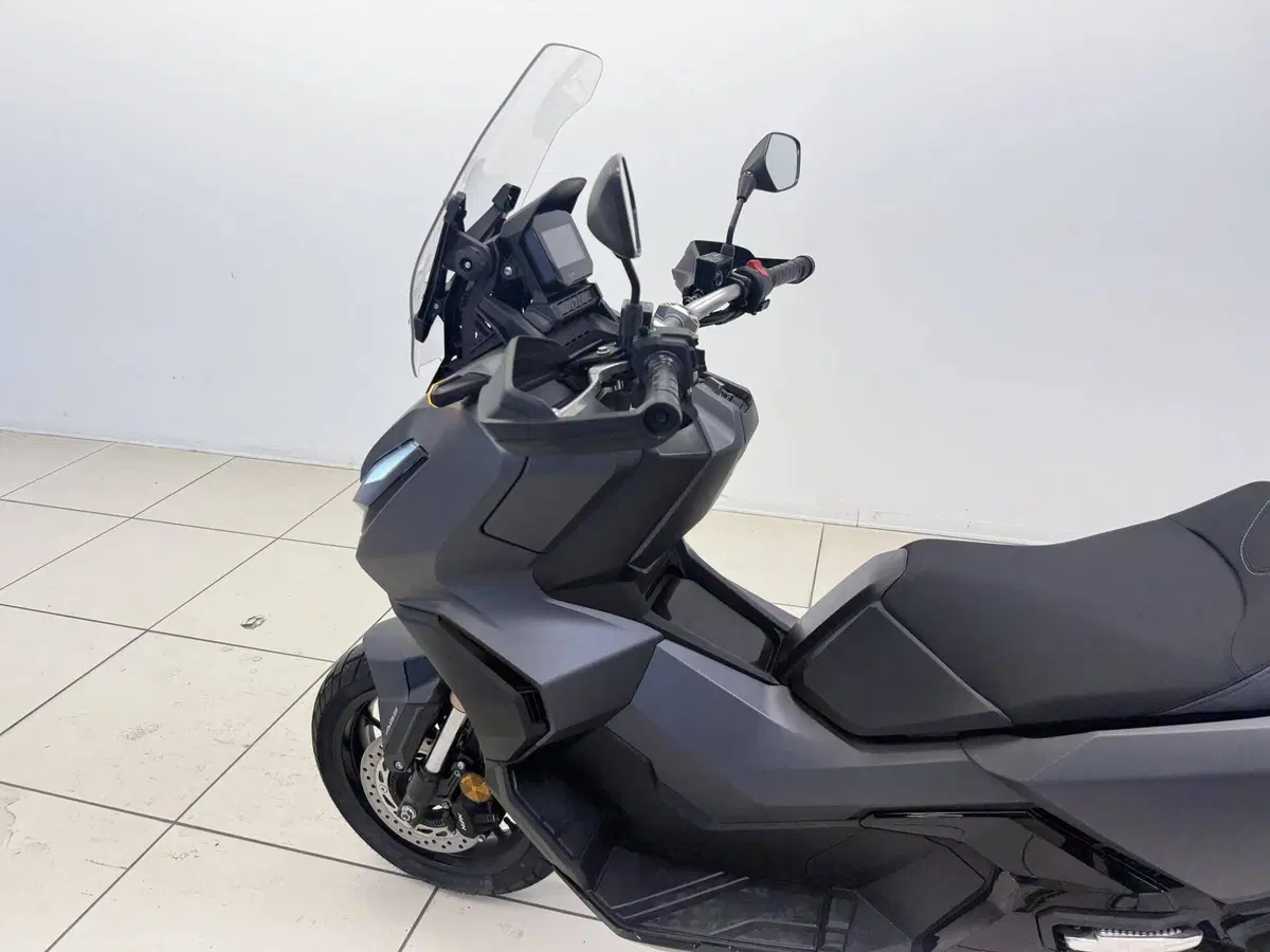 Honda ADV 350 (2022 - 24) (16)
