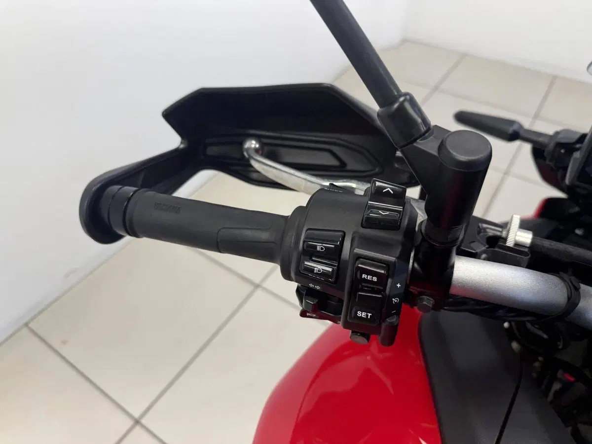 Yamaha Tracer 9 (2021 - 24) (10)